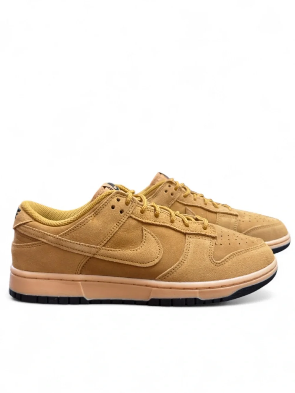 Nike Dunk Low Retro SE ‘Wheat Gum’ Size US Men’s 10 (NEW)